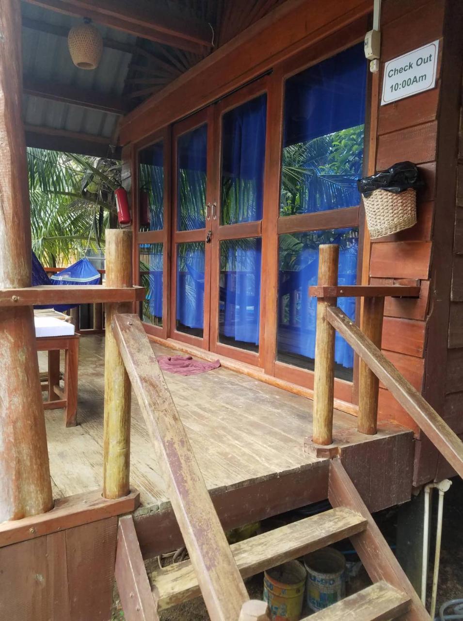 Happy Elephant Bungalows Kaoh Touch Exterior photo